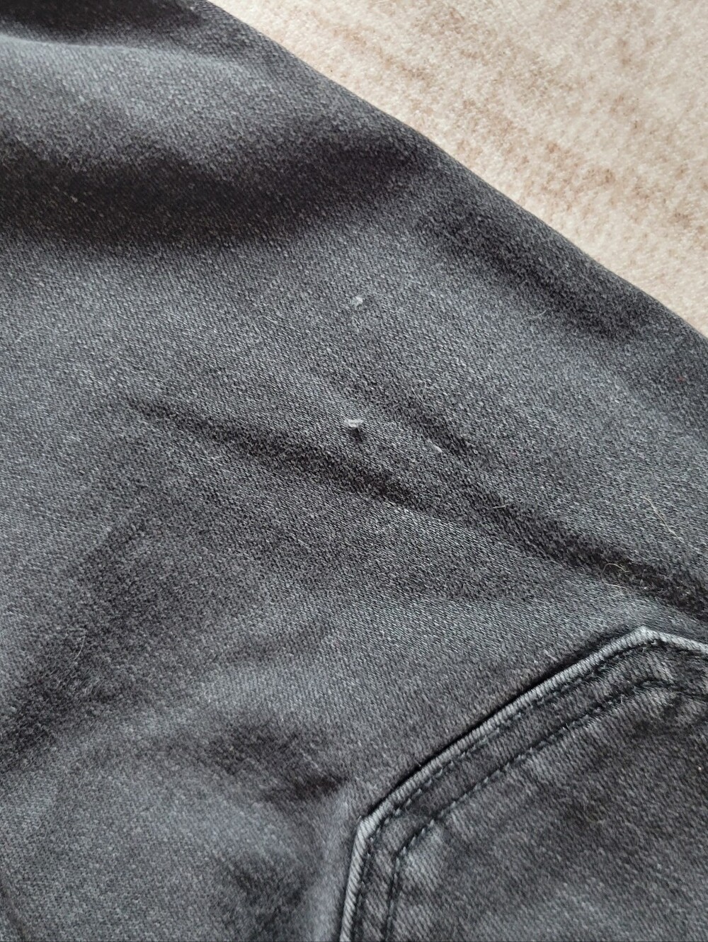 Hollister Men’s 31x32 Black Distressed Skinny Jeans Grunge Streetwear - Picture 4 of 5